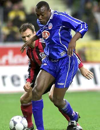 攻防两端的 攻防两端的