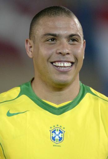 却显得低调 却显得低调