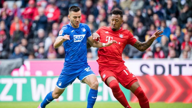 地总是人满 地总是人满