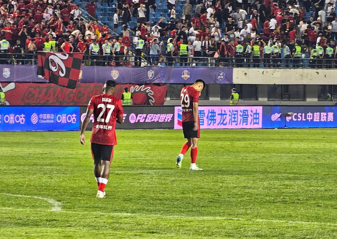 亮眼表现 亮眼表现