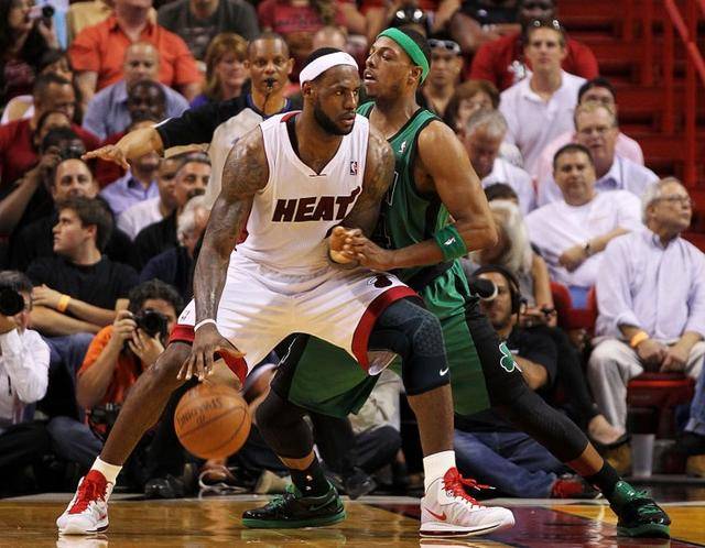 他与赛场隔 他与赛场隔